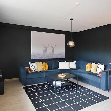 Quartier12 - In & Bike Out - Hang & L!ebe *