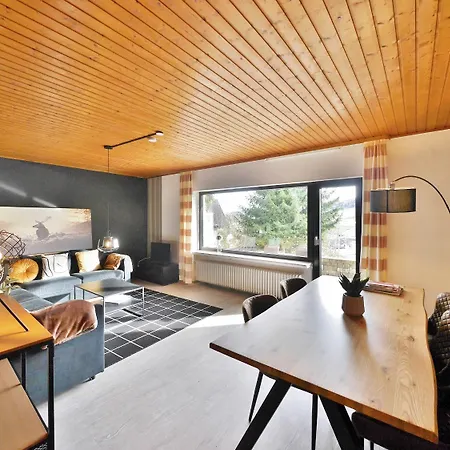 Quartier12 - In & Bike Out - Hang & L!ebe *